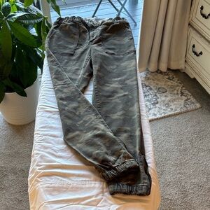 American Eagle Outfitters Camouflage Joggers